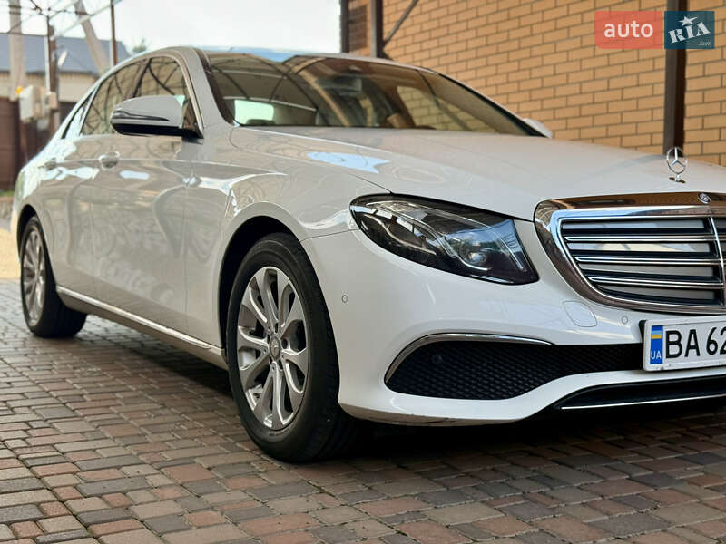 Седан Mercedes-Benz E-Class 2016 в Кропивницком