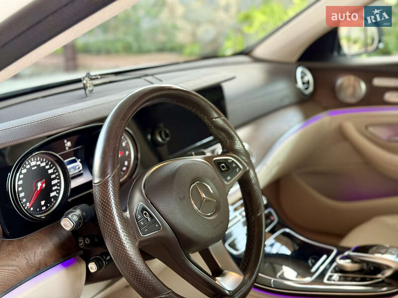 Седан Mercedes-Benz E-Class 2016 в Кропивницком