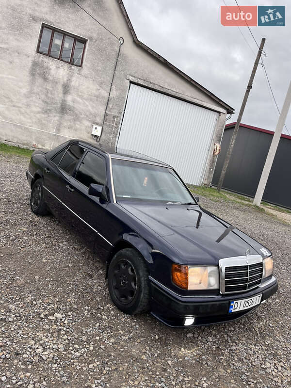 Седан Mercedes-Benz E-Class 1991 в Рогатині