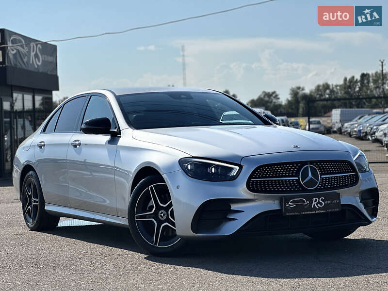 Mercedes-Benz E-Class 2021
