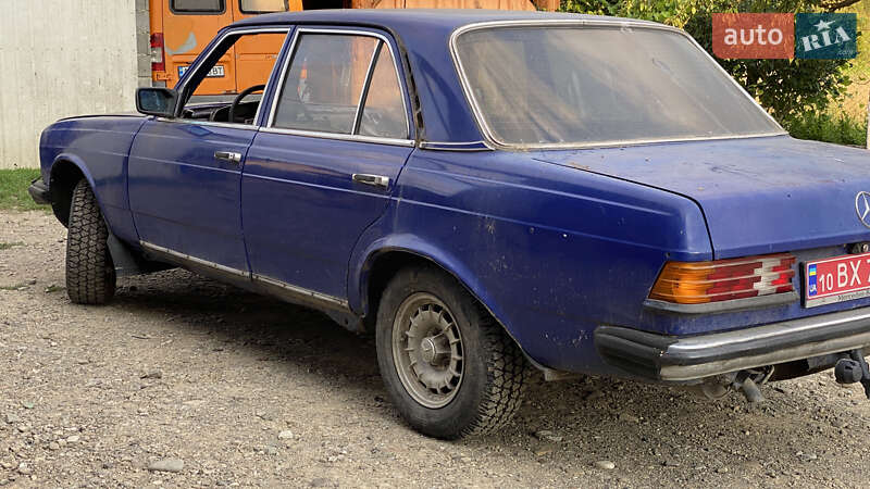 Седан Mercedes-Benz E-Class 1978 в Тячеве фото 2 Седан Mercedes-Benz E-Class 1978 в Тячеве