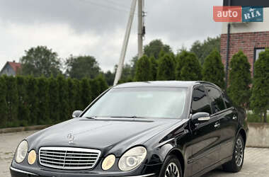 Седан Mercedes-Benz E-Class 2002 в Чернівцях
