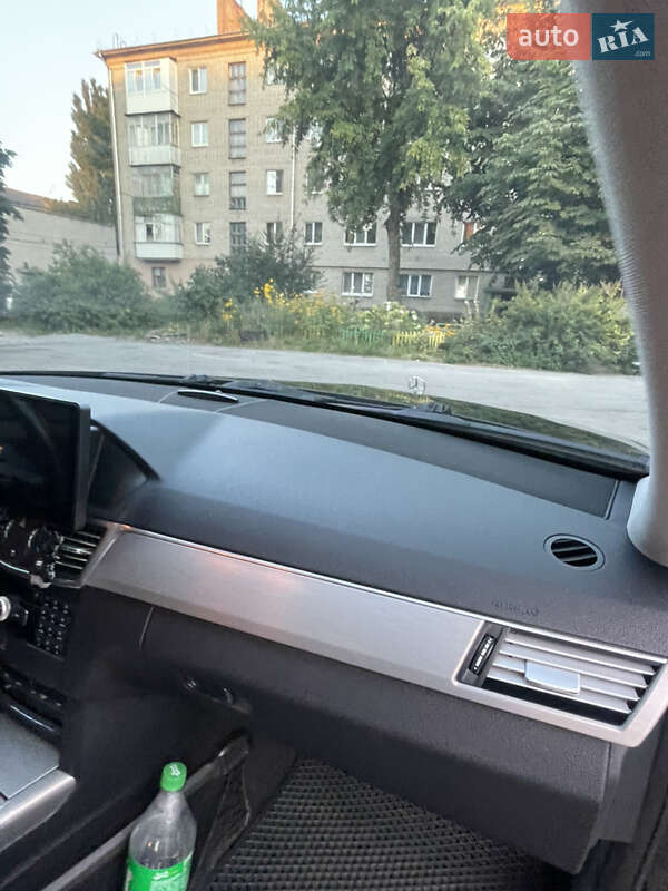 Седан Mercedes-Benz E-Class 2010 в Житомире
