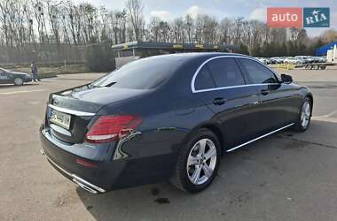 Седан Mercedes-Benz E-Class 2016 в 