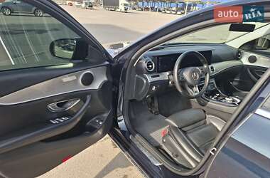 Седан Mercedes-Benz E-Class 2016 в 