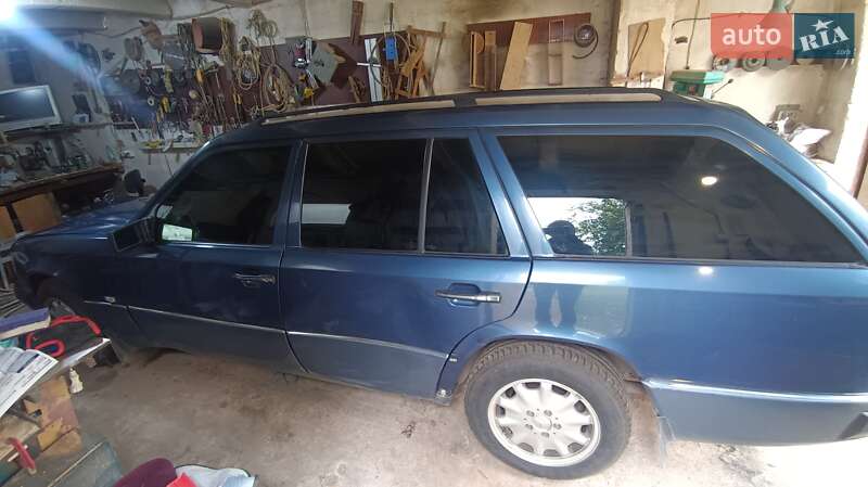 Универсал Mercedes-Benz E-Class 1993 в Колках