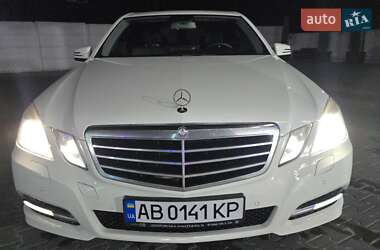 Седан Mercedes-Benz E-Class 2012 в 