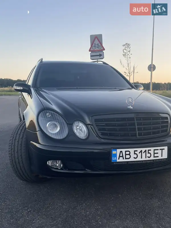 Mercedes-Benz E-Class 2004 VIN WDB2112261A584034 фото оголошення 5 з 65