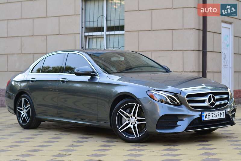 Седан Mercedes-Benz E-Class 2016 в Кривому Розі