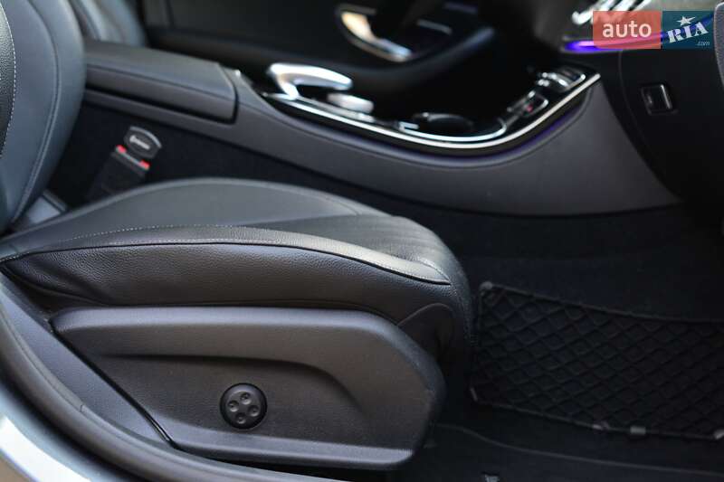 Седан Mercedes-Benz E-Class 2016 в Кривому Розі