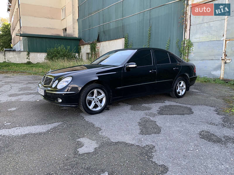 Mercedes-Benz E-Class 2004