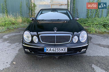 Седан Mercedes-Benz E-Class 2004 в  фото 8 Седан Mercedes-Benz E-Class 2004 в