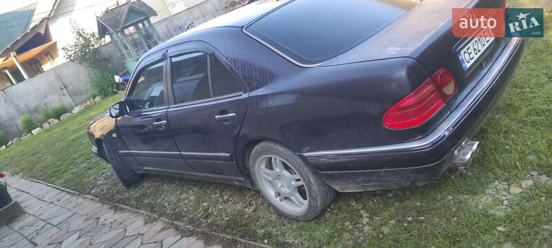 Седан Mercedes-Benz E-Class 1997 в Черновцах