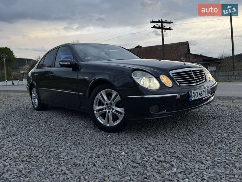 Mercedes-Benz E-Class 2002
