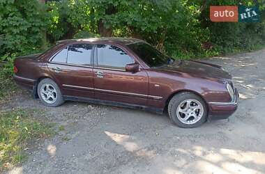Седан Mercedes-Benz E-Class 1998 в Тернополе