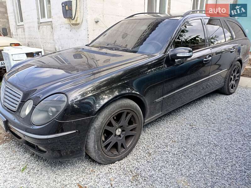 Mercedes-Benz E-Class 2003