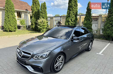 Седан Mercedes-Benz E-Class 2016 в 