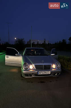 Седан Mercedes-Benz E-Class 1999 в 