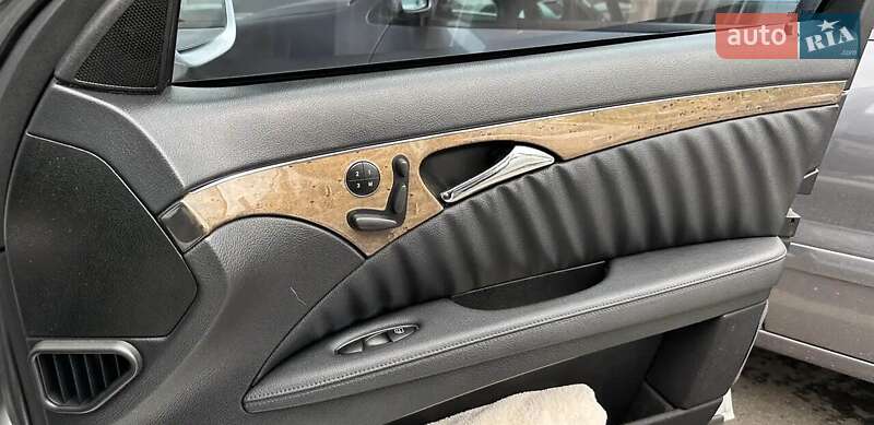 Седан Mercedes-Benz E-Class 2008 в Львове