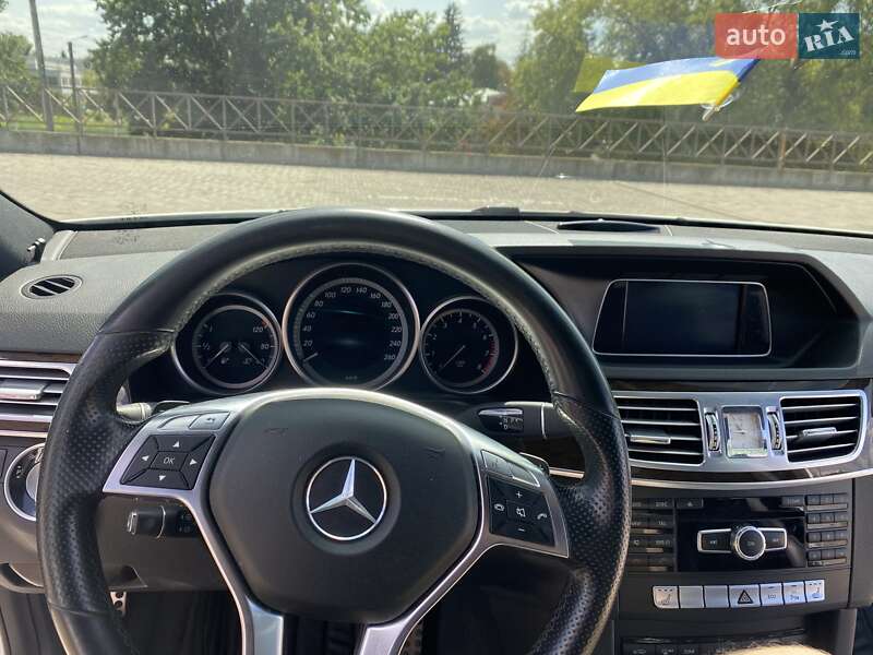 Седан Mercedes-Benz E-Class 2014 в Харкові