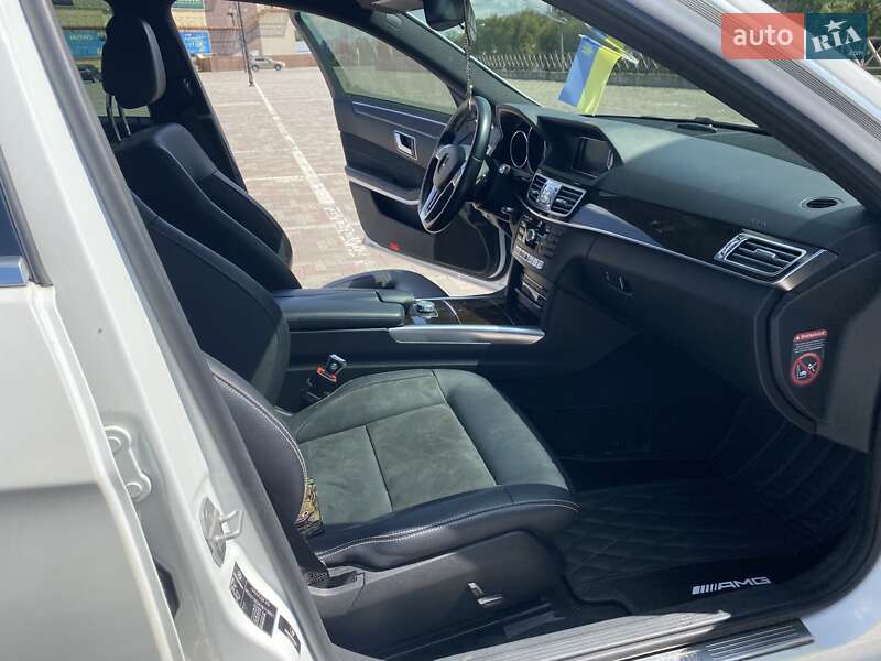 Седан Mercedes-Benz E-Class 2014 в Харкові