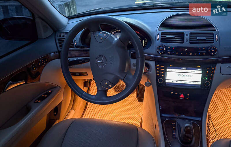 Седан Mercedes-Benz E-Class 2002 в Фастові фото 2 Седан Mercedes-Benz E-Class 2002 в Фастові