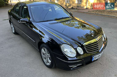 Седан Mercedes-Benz E-Class 2008 в 