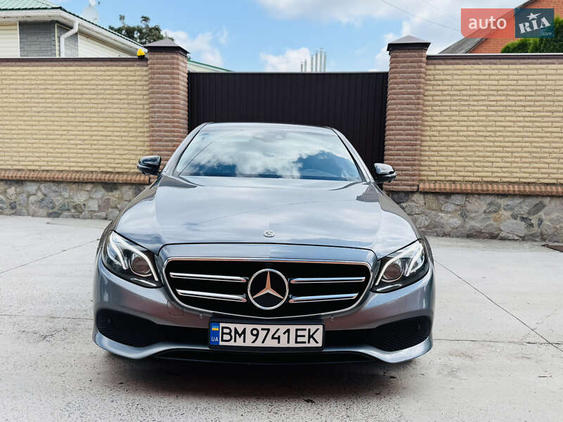 Седан Mercedes-Benz E-Class 2019 в 