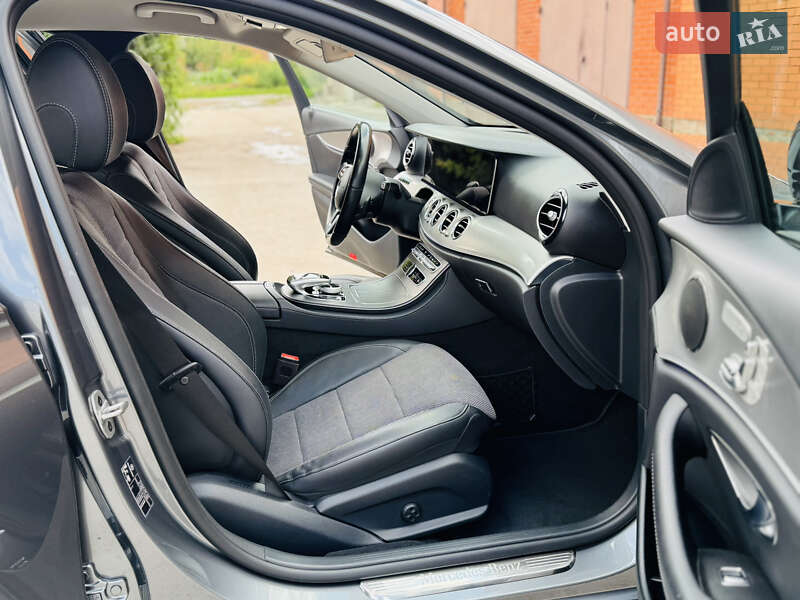 Седан Mercedes-Benz E-Class 2019 в Лохвице