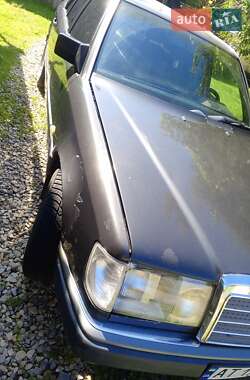 Седан Mercedes-Benz E-Class 1992 в 