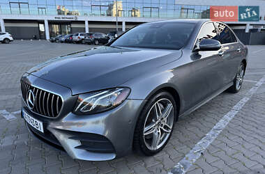 Седан Mercedes-Benz E-Class 2017 в Киеве