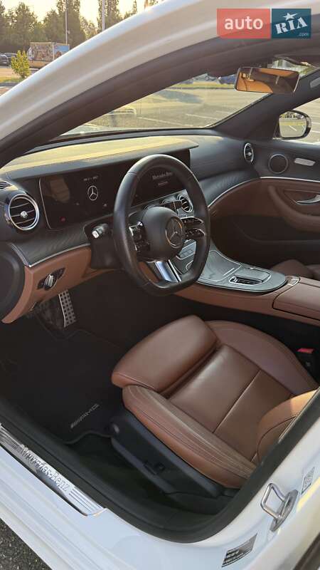 Седан Mercedes-Benz E-Class 2022 в Києві
