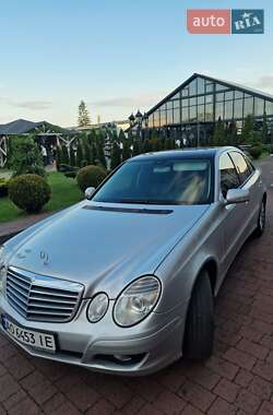 Седан Mercedes-Benz E-Class 2008 в 