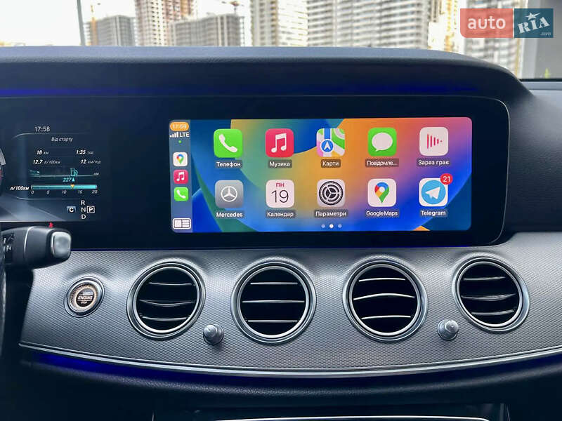 Седан Mercedes-Benz E-Class 2016 в Киеве