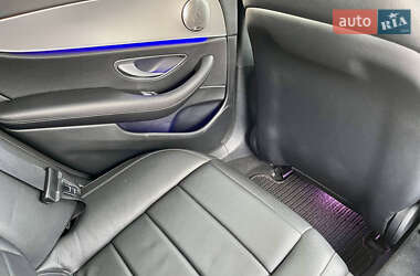 Седан Mercedes-Benz E-Class 2016 в 