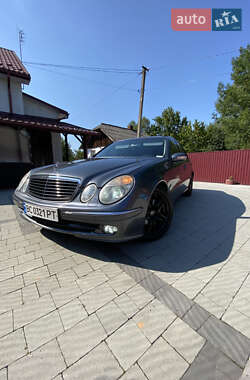 Седан Mercedes-Benz E-Class 2004 в 