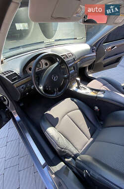 Седан Mercedes-Benz E-Class 2004 в 