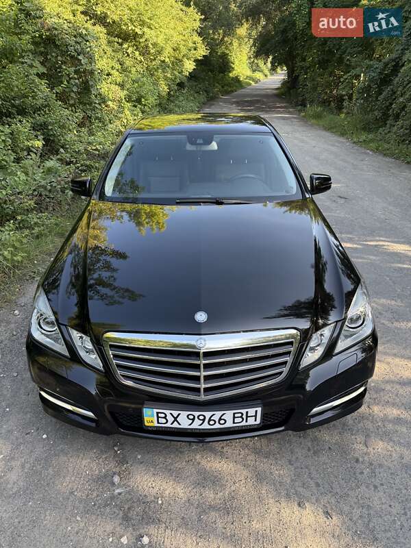 Седан Mercedes-Benz E-Class 2010 в Хмельницькому фото 6 Седан Mercedes-Benz E-Class 2010 в Хмельницькому