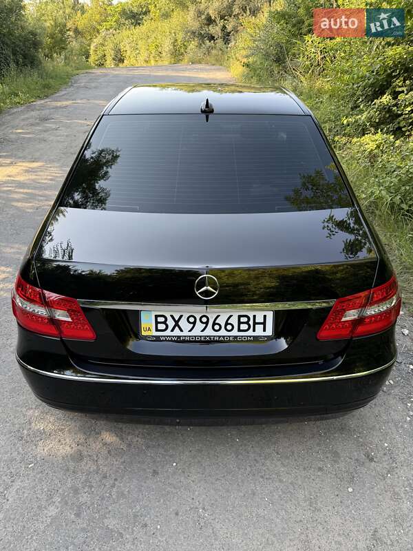 Седан Mercedes-Benz E-Class 2010 в Хмельницькому фото 25 Седан Mercedes-Benz E-Class 2010 в Хмельницькому