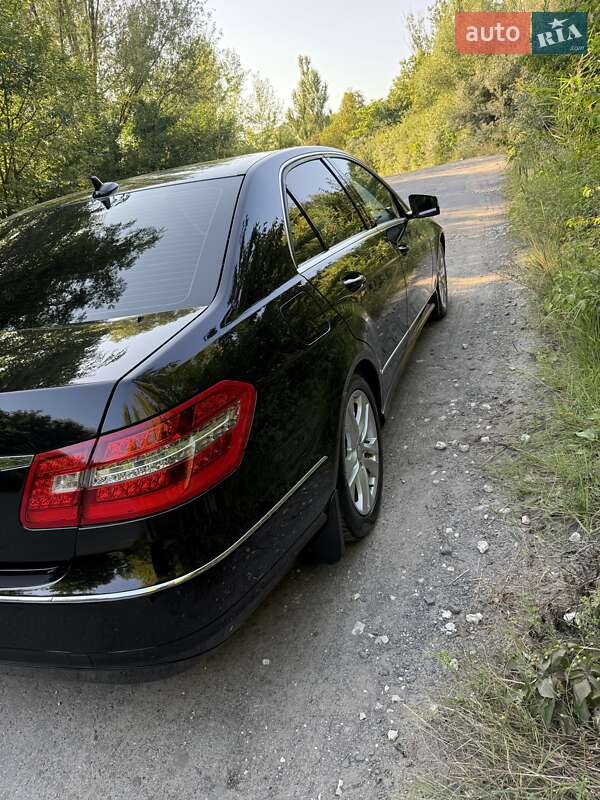 Седан Mercedes-Benz E-Class 2010 в Хмельницькому фото 28 Седан Mercedes-Benz E-Class 2010 в Хмельницькому