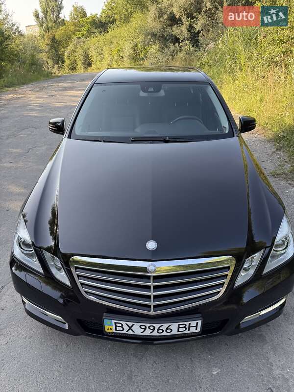 Седан Mercedes-Benz E-Class 2010 в Хмельницькому фото 32 Седан Mercedes-Benz E-Class 2010 в Хмельницькому