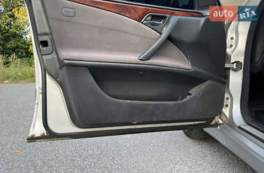 Седан Mercedes-Benz E-Class 2000 в 