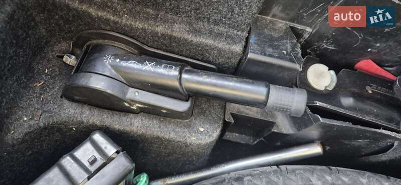 Універсал Mercedes-Benz E-Class 2008 в Львові фото 38 Універсал Mercedes-Benz E-Class 2008 в Львові