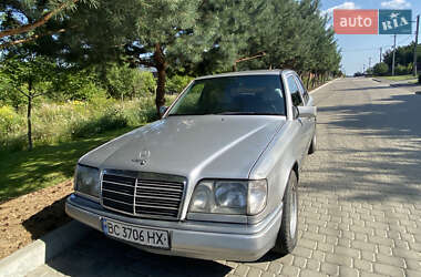 Седан Mercedes-Benz E-Class 1994 в 