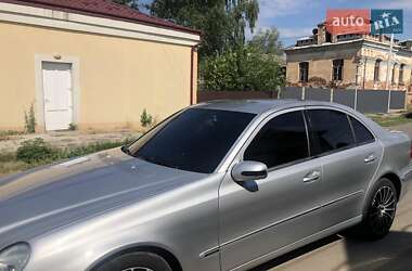 Седан Mercedes-Benz E-Class 2003 в 