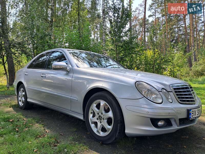 Седан Mercedes-Benz E-Class 2006 в Житомире