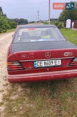 Седан Mercedes-Benz E-Class 1986 в 