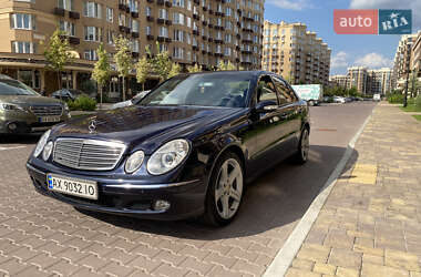 Седан Mercedes-Benz E-Class 2005 в 