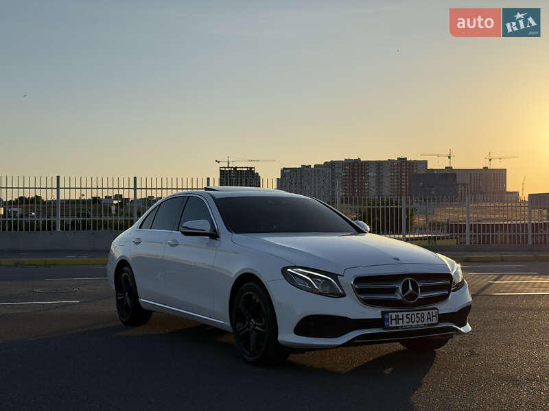 Седан Mercedes-Benz E-Class 2018 в Хмельницькому
