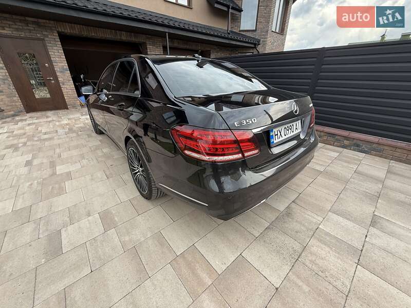 Седан Mercedes-Benz E-Class 2013 в Городку